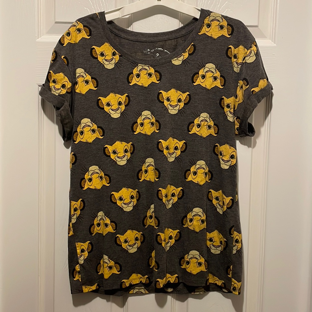 Simba Tee